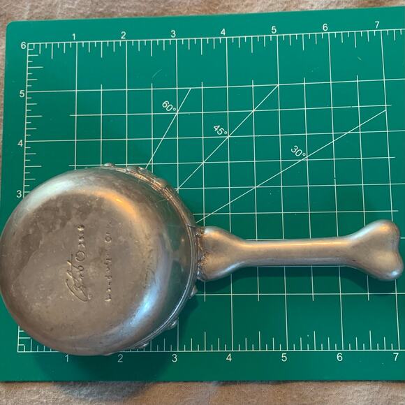 Pet Food Scoop Handmade for Dogs or Cats Useful Novelty Item, Signed - Picture 8 of 9